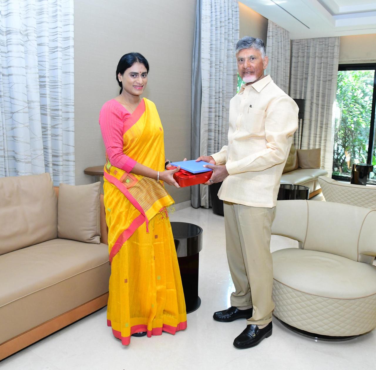 ys sharmila met chandrababu naidu