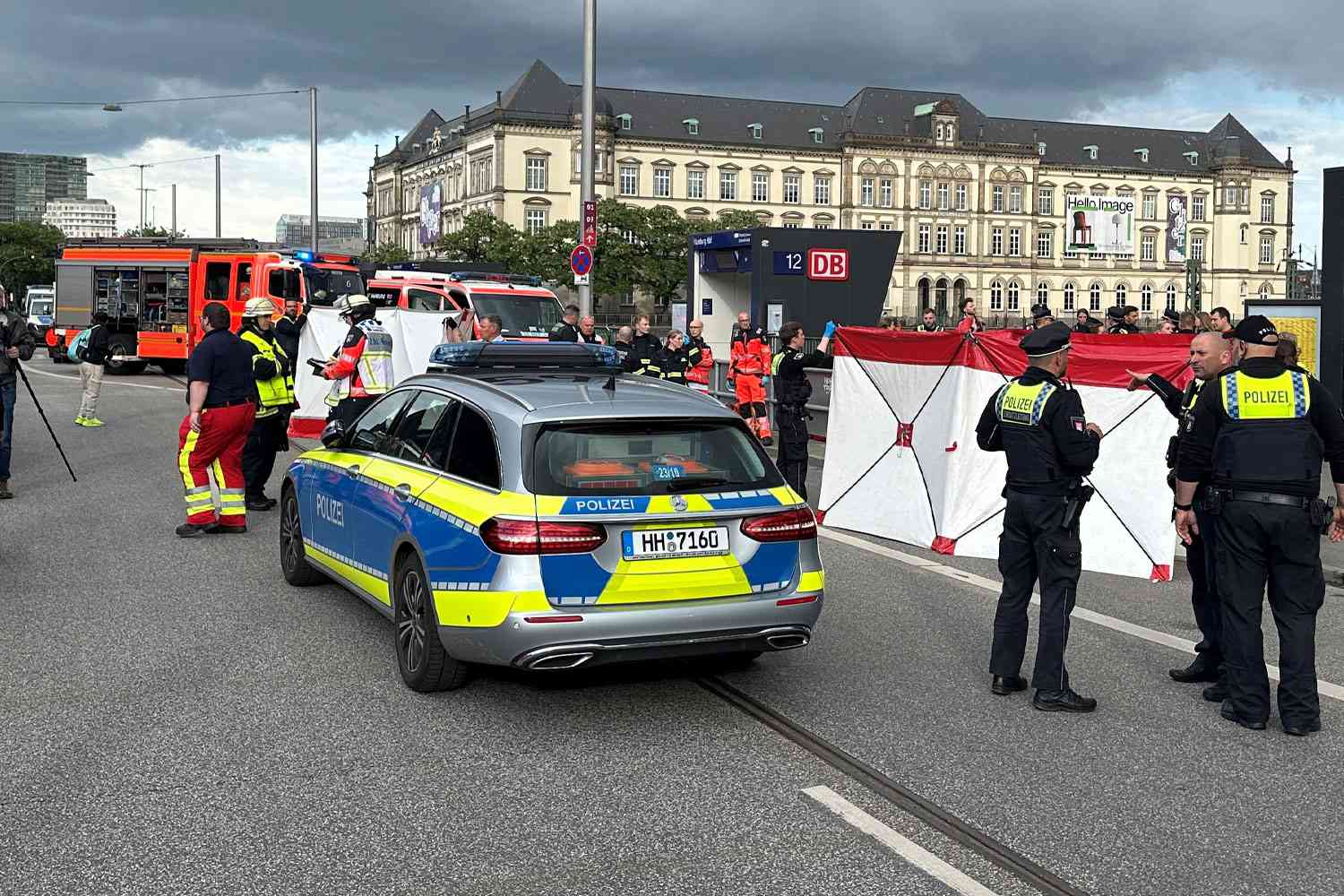 Brutal incident in Germany 12 people stabbed