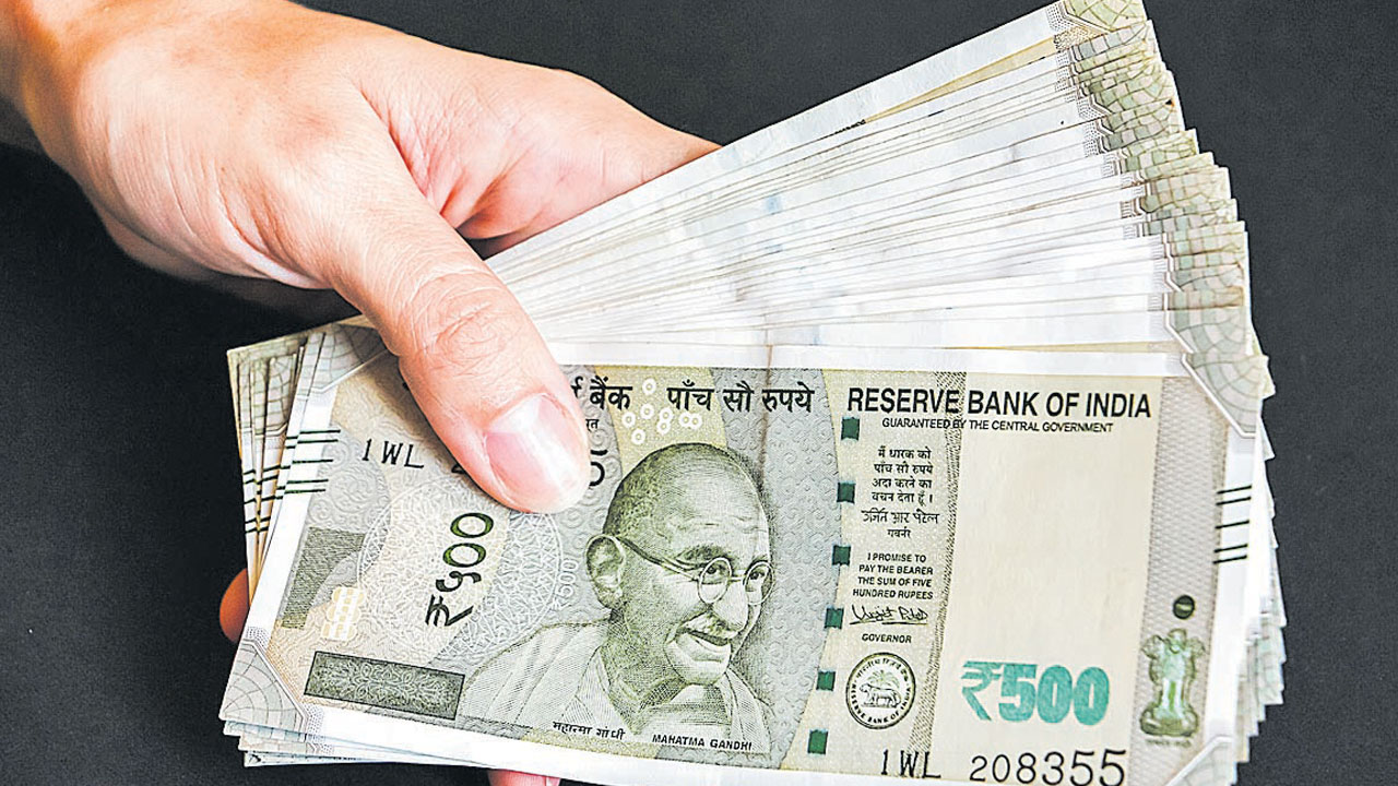 Fake currency scam in Telangana
