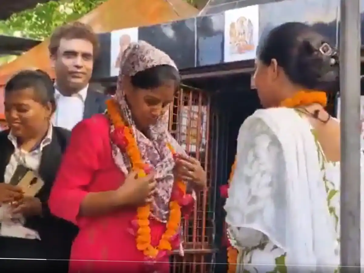 Two women get married in the presence of lawyers in Uttar Pradesh