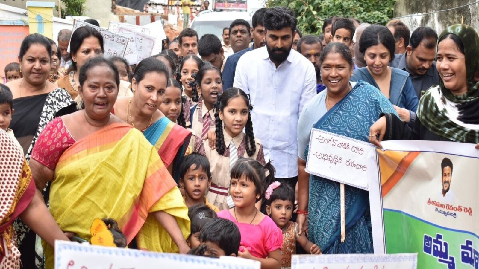 2 lakhs for Anganwadi teachers