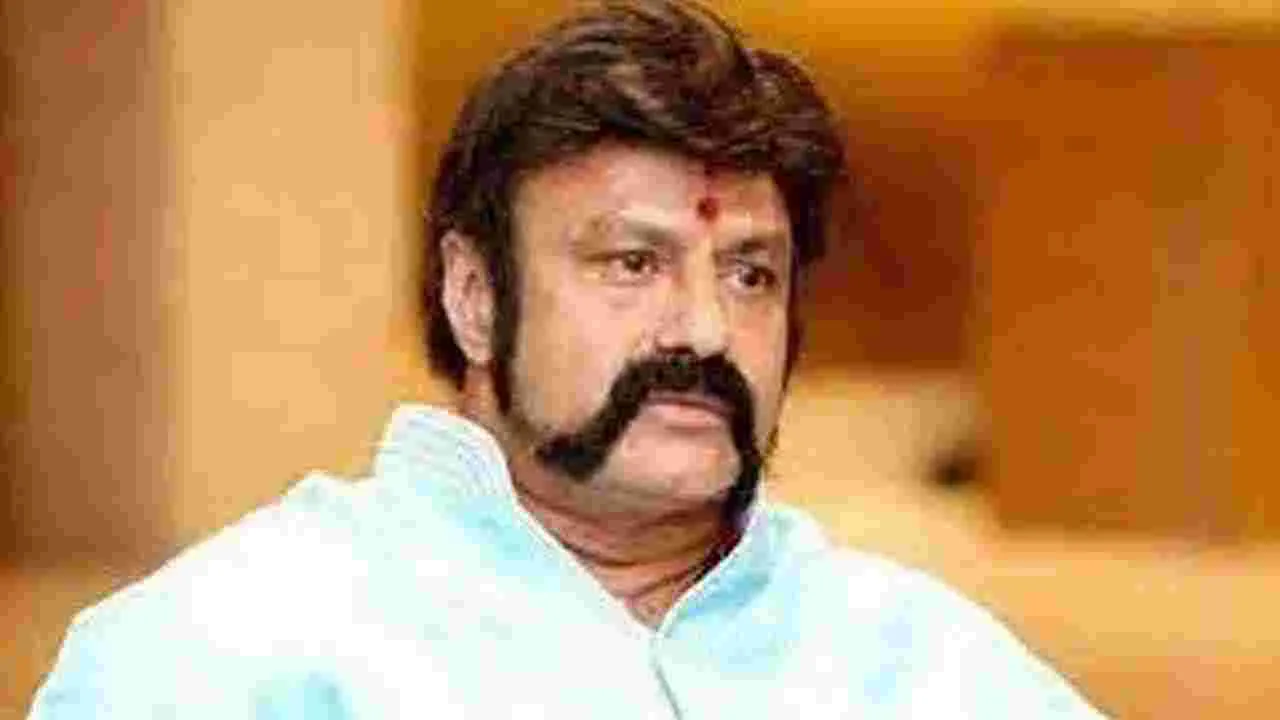Balakrishna receives NTR National Film Award