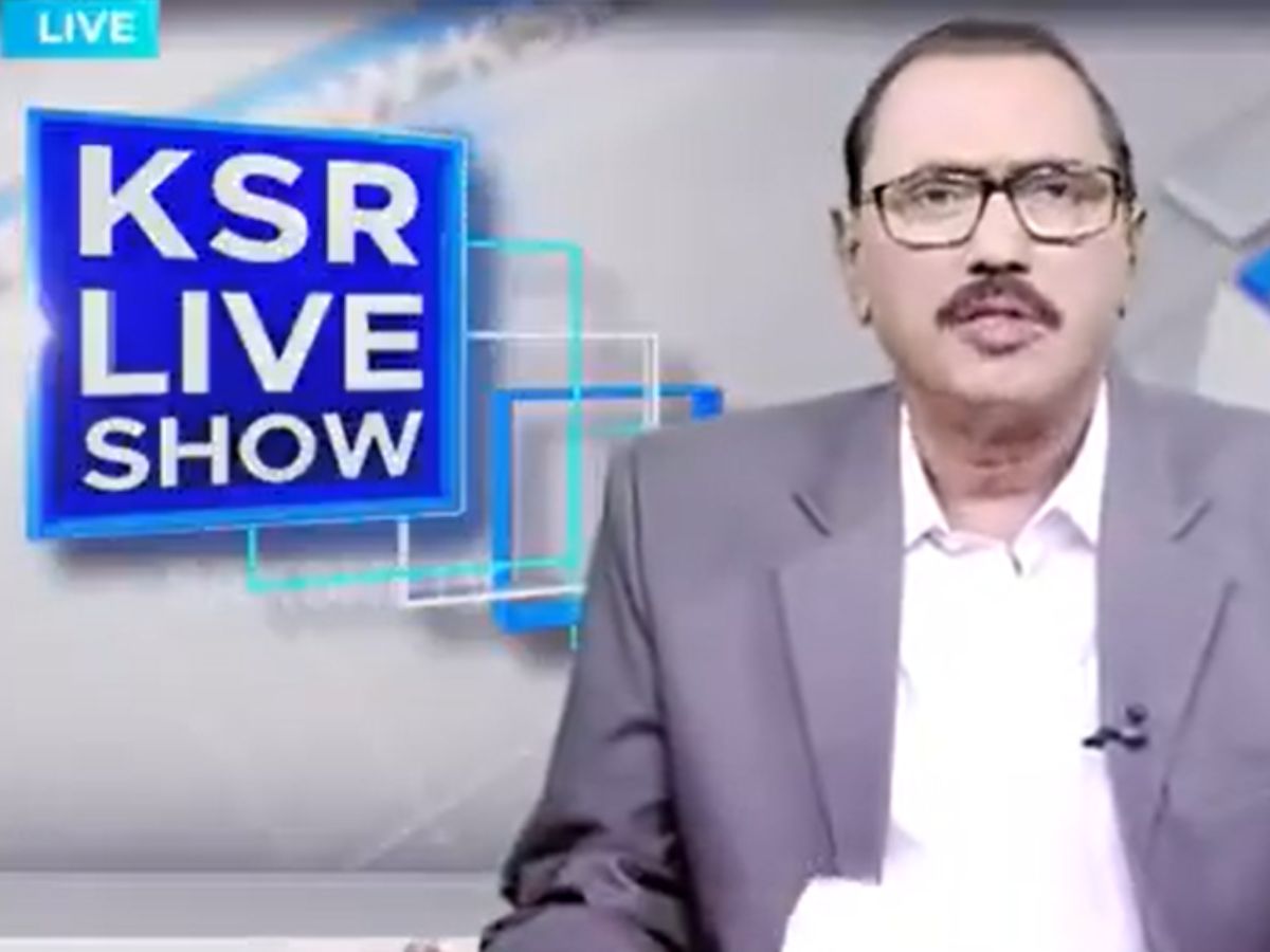 Journalist Kommineni Srinivasa Rao breaks down in tears during a live show
