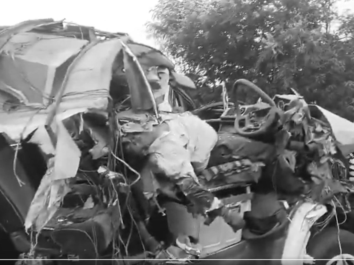Three killed in a serious road accident in Annamayya district