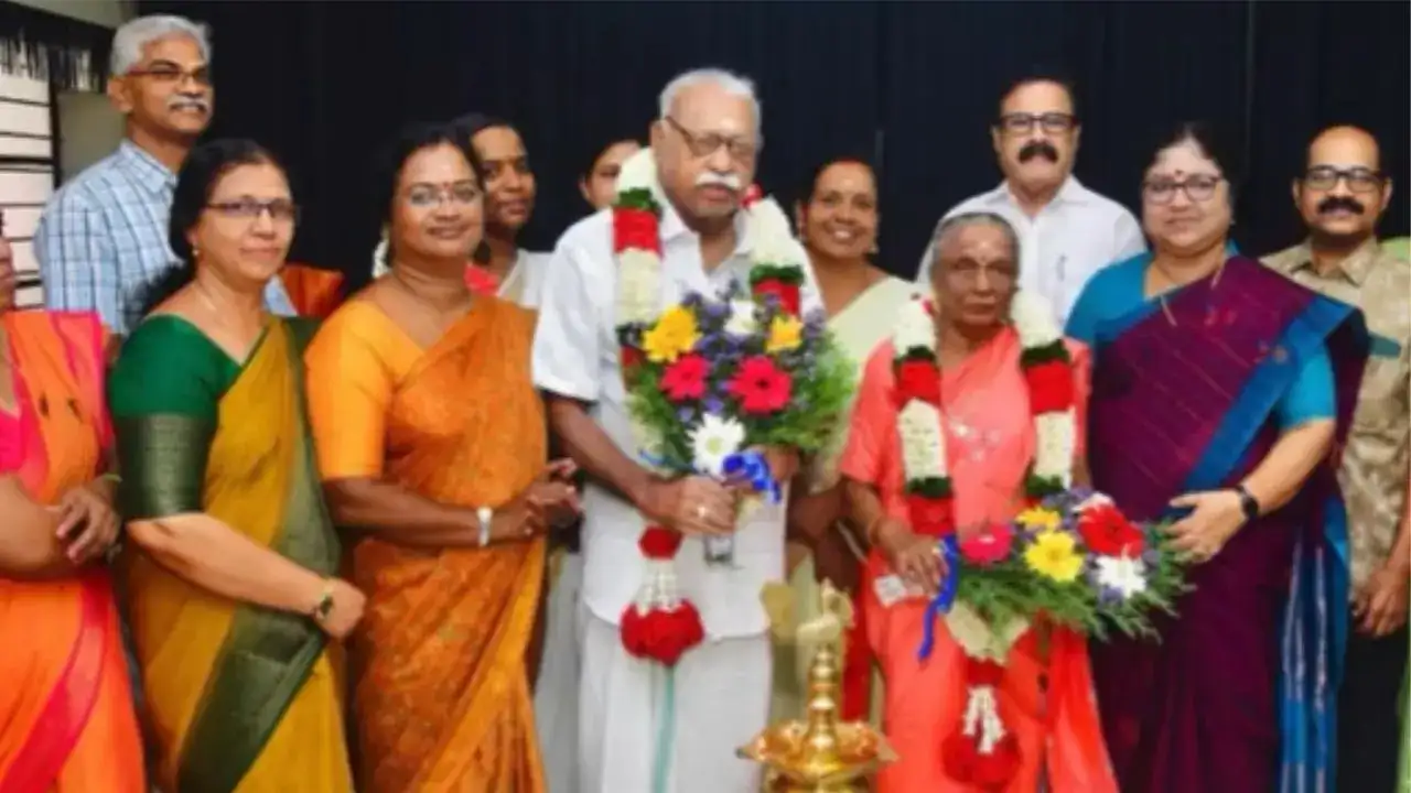 79-Year-Old Man Marries 75-Year-Old Sweetheart They Fell In Love At Kerala Old Age Home