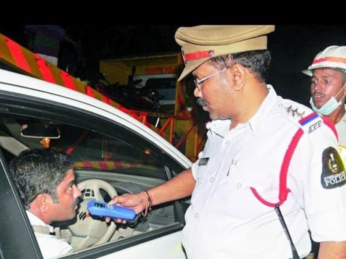 Drunk and drive tests in Hyderabad even in the afternoon