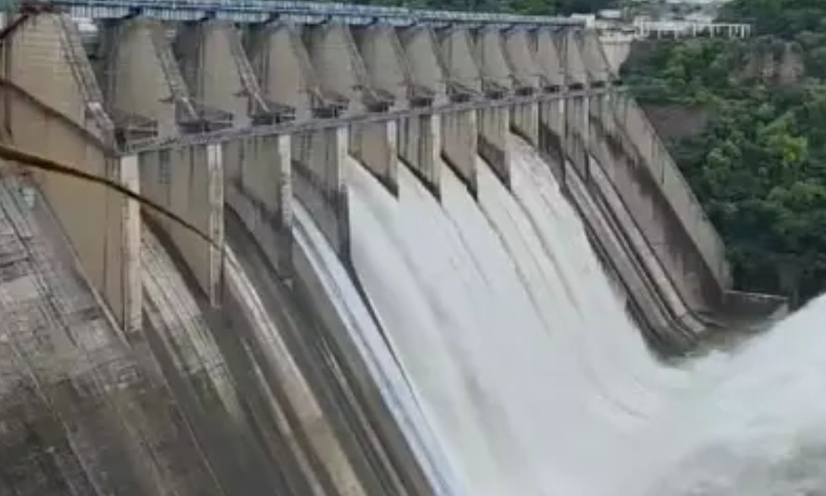 Drone visuals on the occasion of the opening of Srisailam Dam gates
