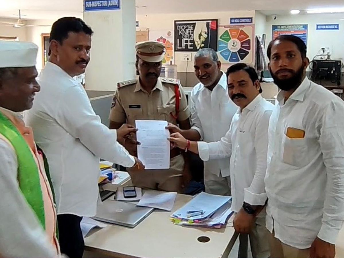 BRS leaders have filed a police complaint against I Dream Channel for making false comments about former CM KCR in the name of phone tapping.