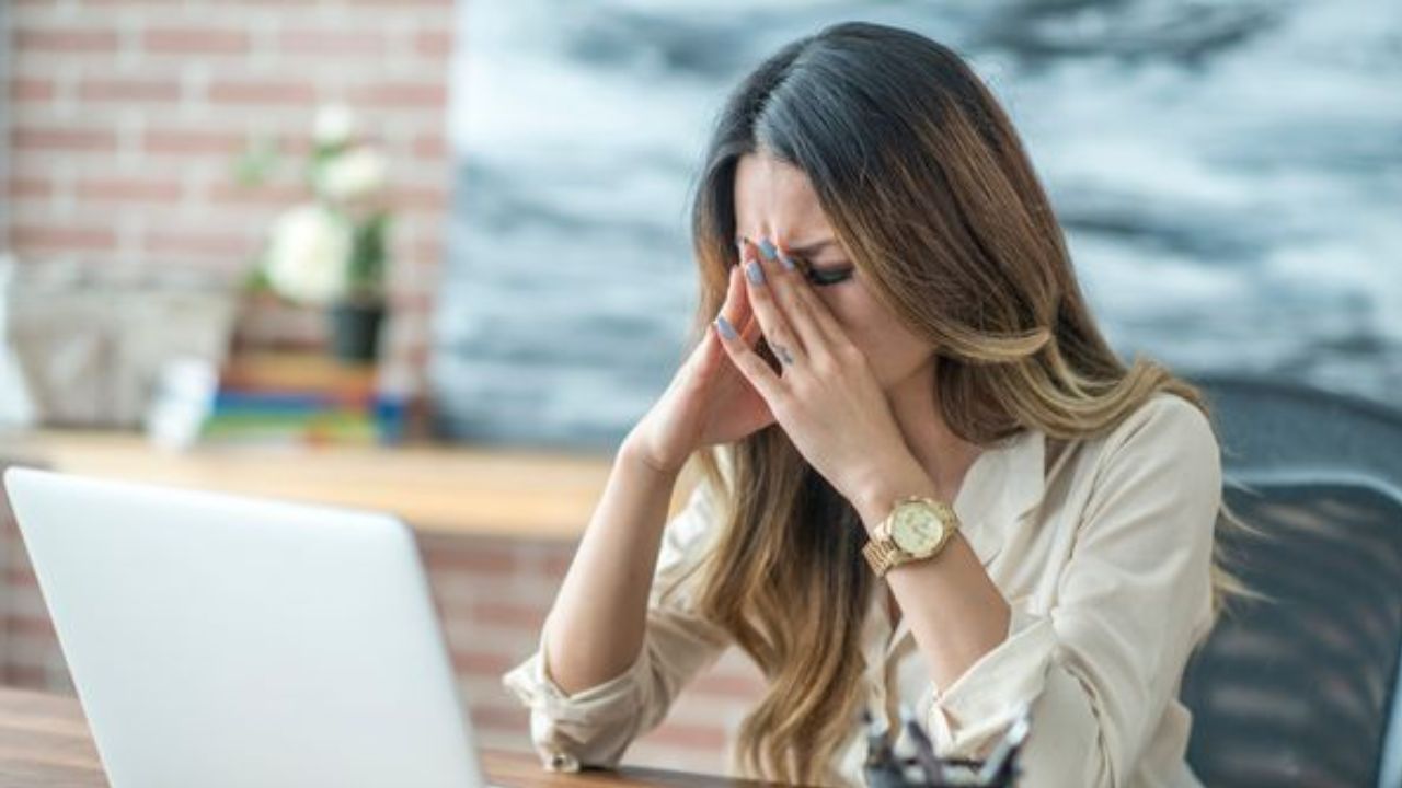Warning Signs You Shouldn't Ignore – These Could Point to Mental Health Issues!