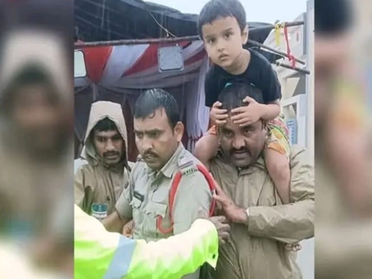 The courage of the police in Kamareddy