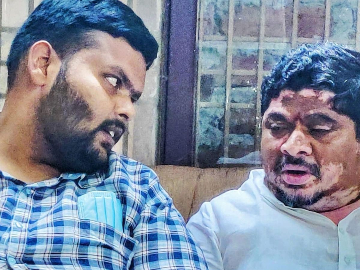 Minister Ponnam Prabhakar's younger brother's son Ponnam Satwik caught mass copying