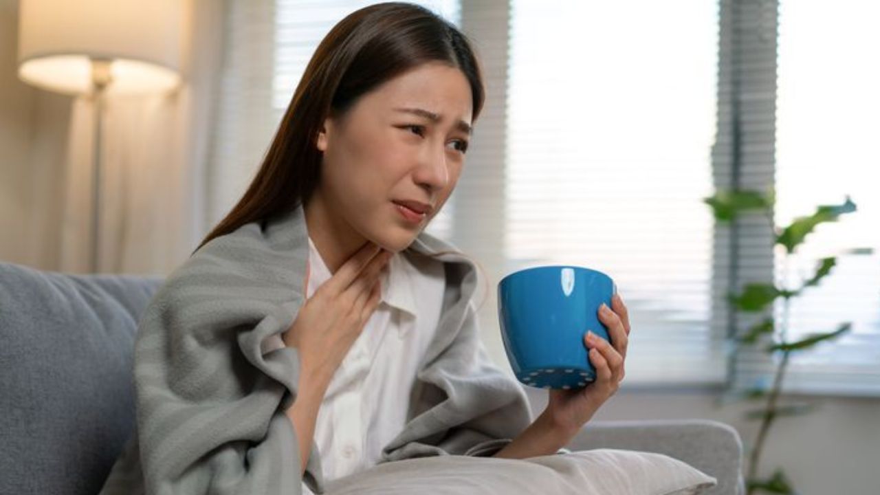 Monsoon Sore Throat – Quick Home Tip for Fast Relief