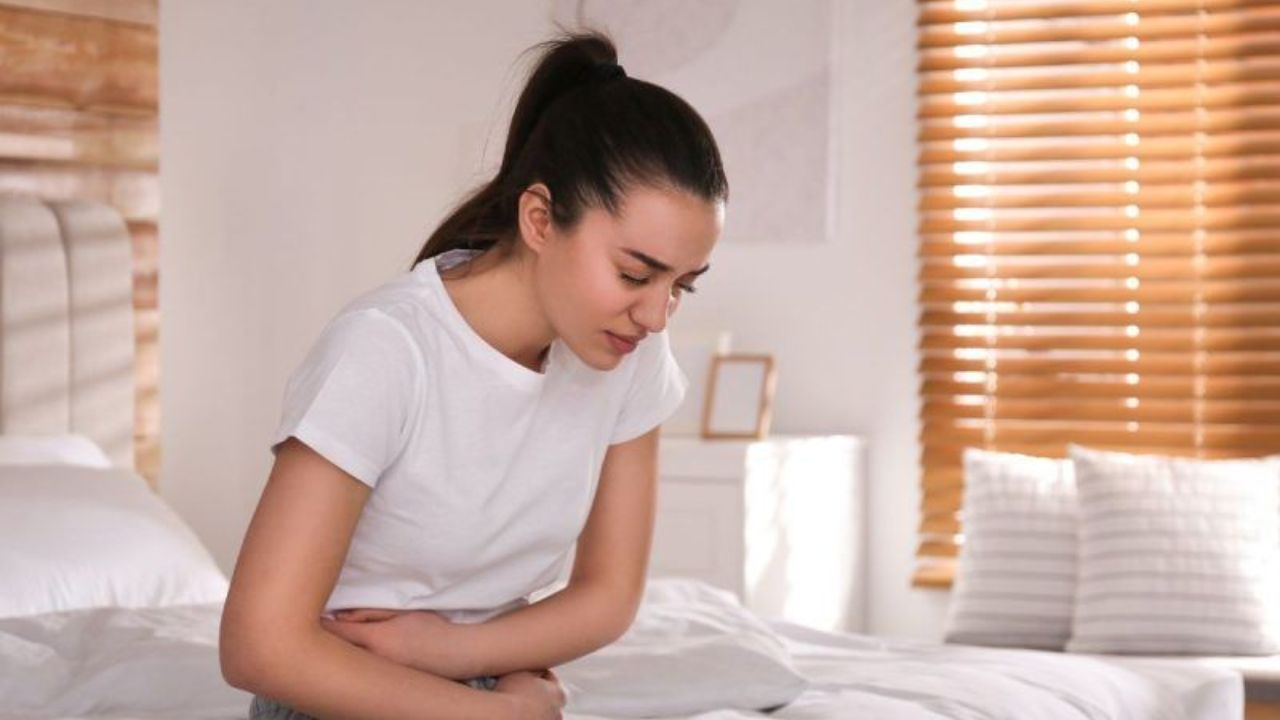 White Discharge in Women: Causes and Solutions