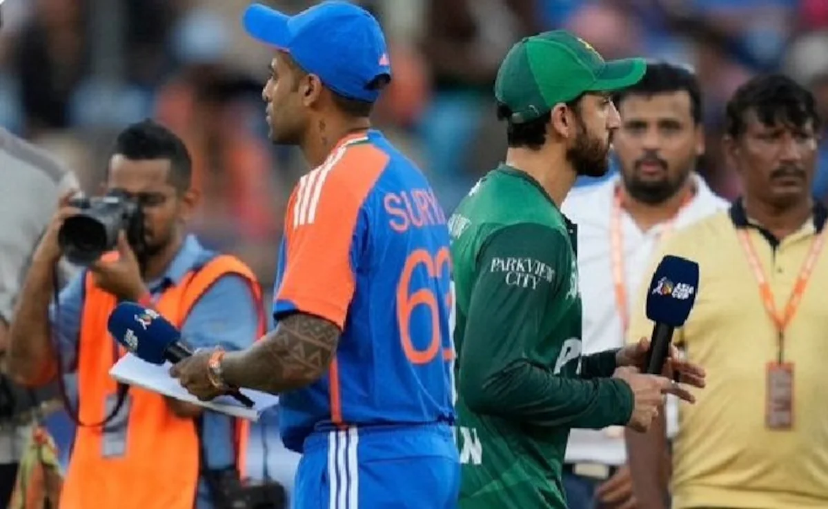 No Handshake, No Eye Contact Suryakumar Yadav, Salman Ali Agha Keep Firm Distance At India vs pak