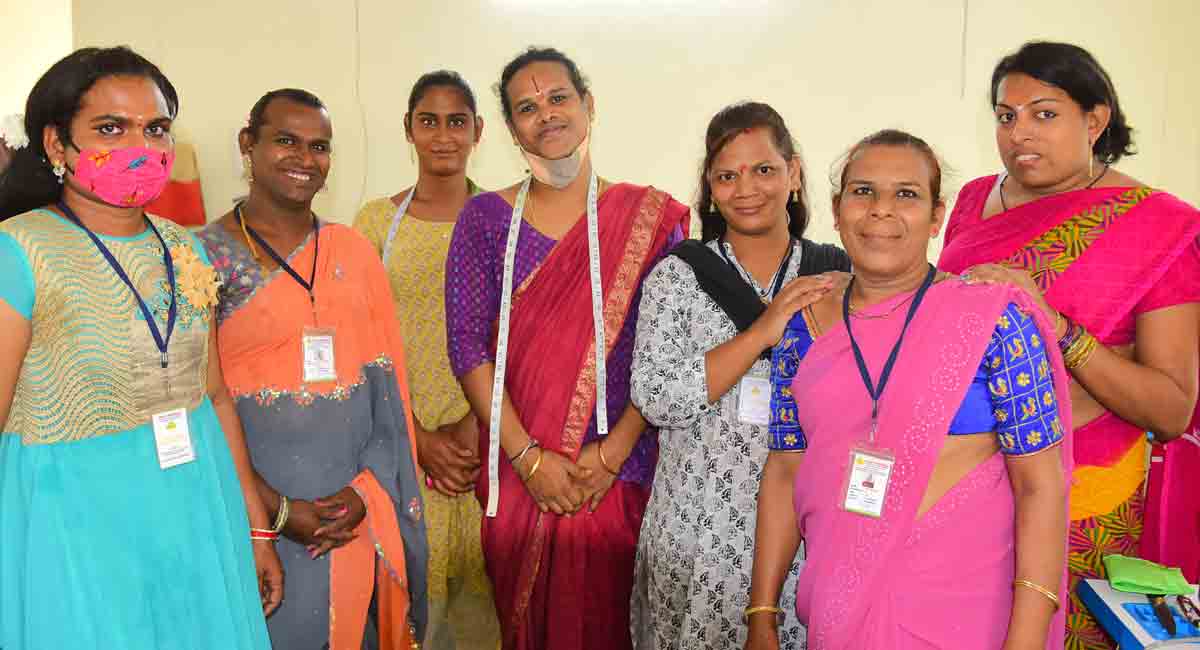 Transgender,metro security guards, telangana
