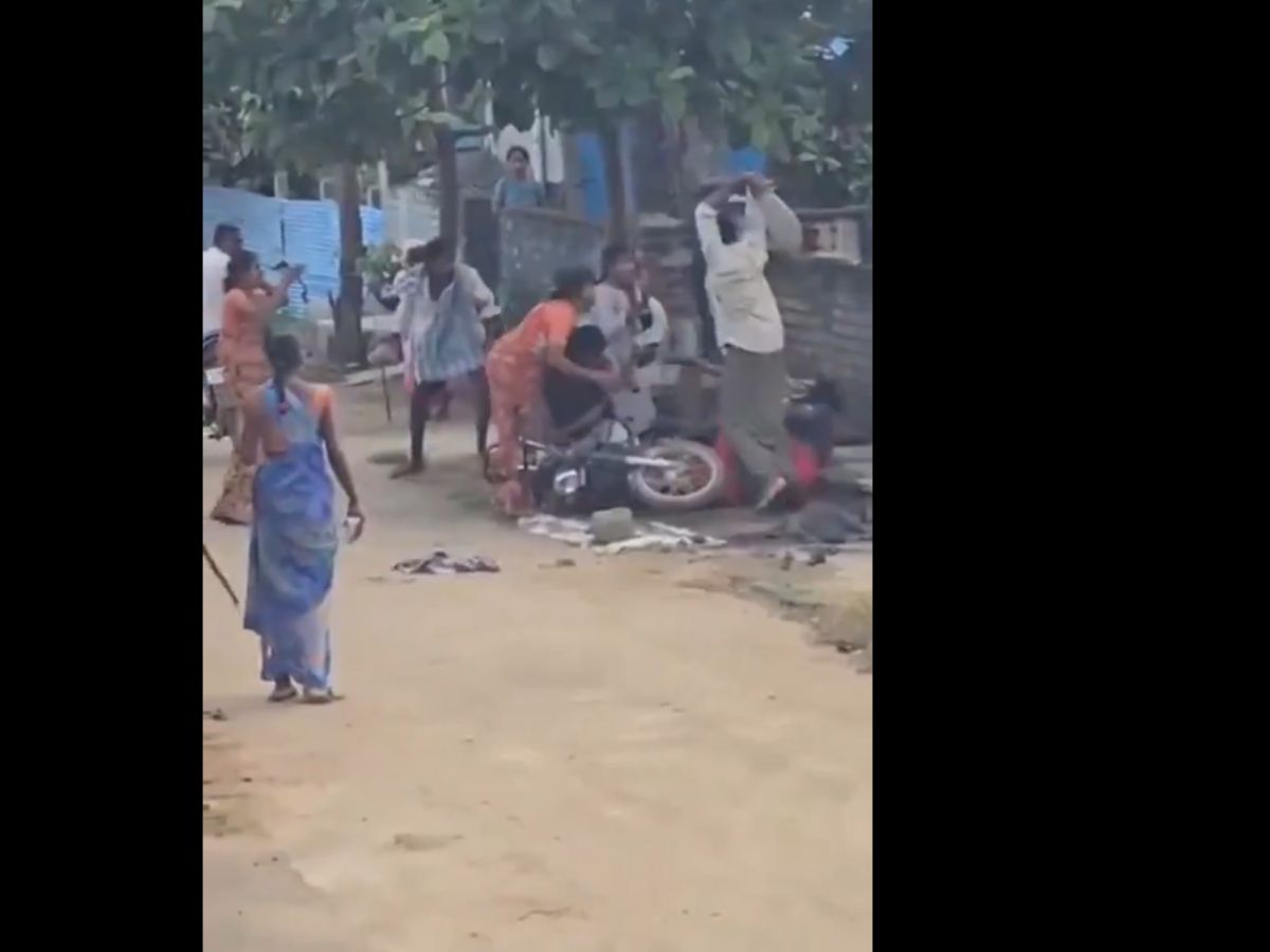 Brothers and sisters brutally beat each other over their mother's gold