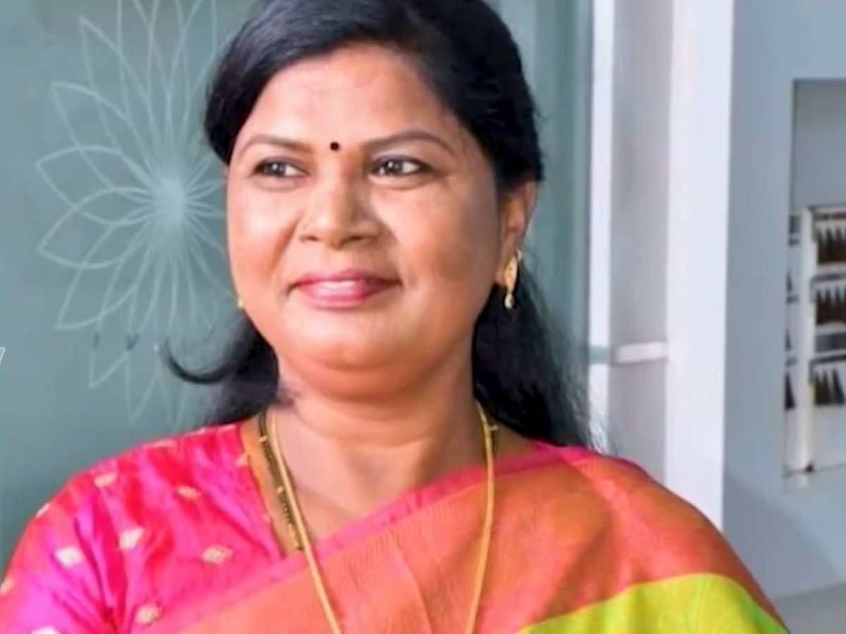 Sarpanch steals 5 tola gold chain from woman's neck