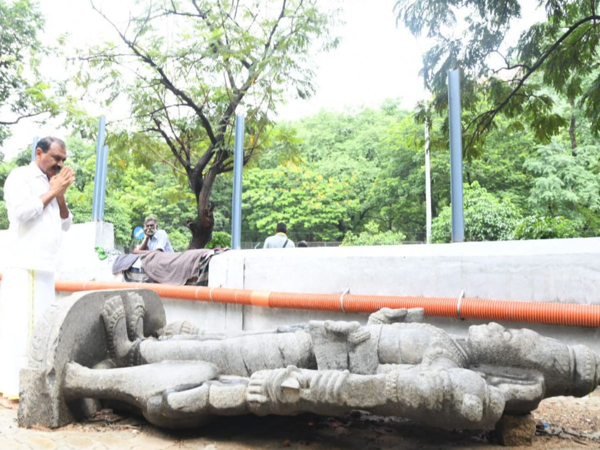 The idol of Lord Vishnu was left behind on the Alipiri route leading to Tirumala Hill on foot.