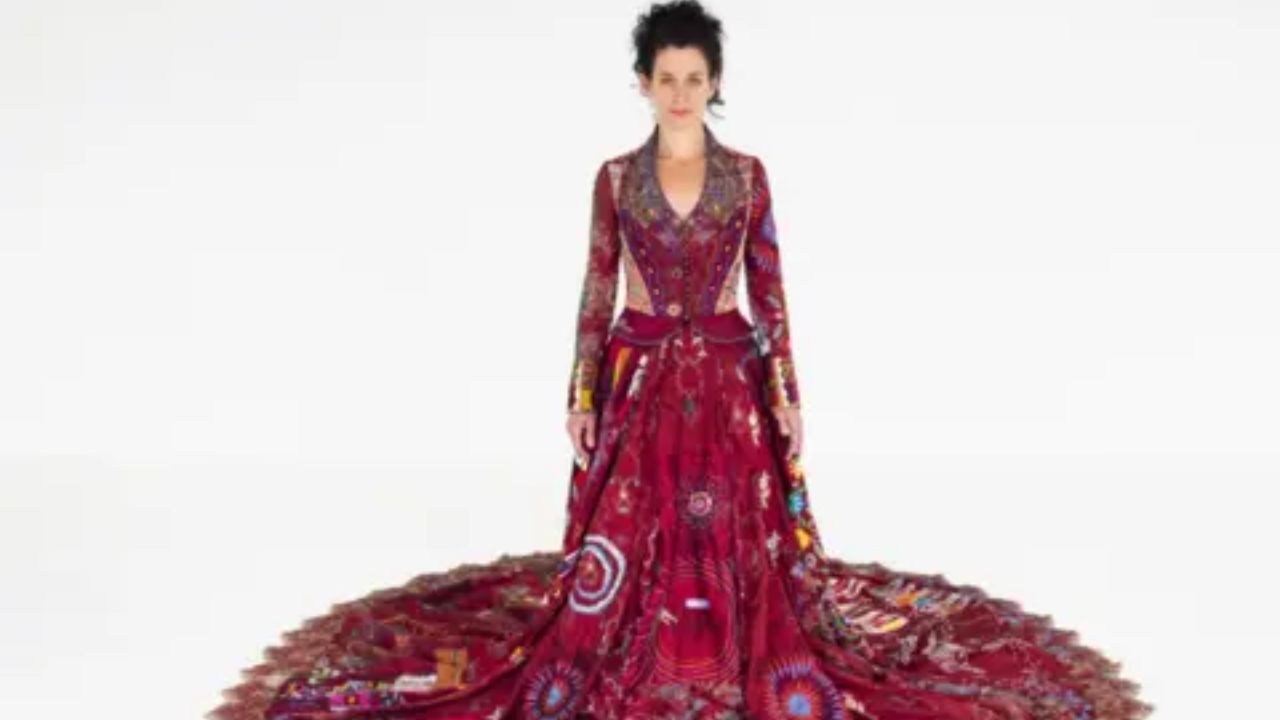 The Reddy Dress Project Earns Kirishti MacLeod a Guinness World Record