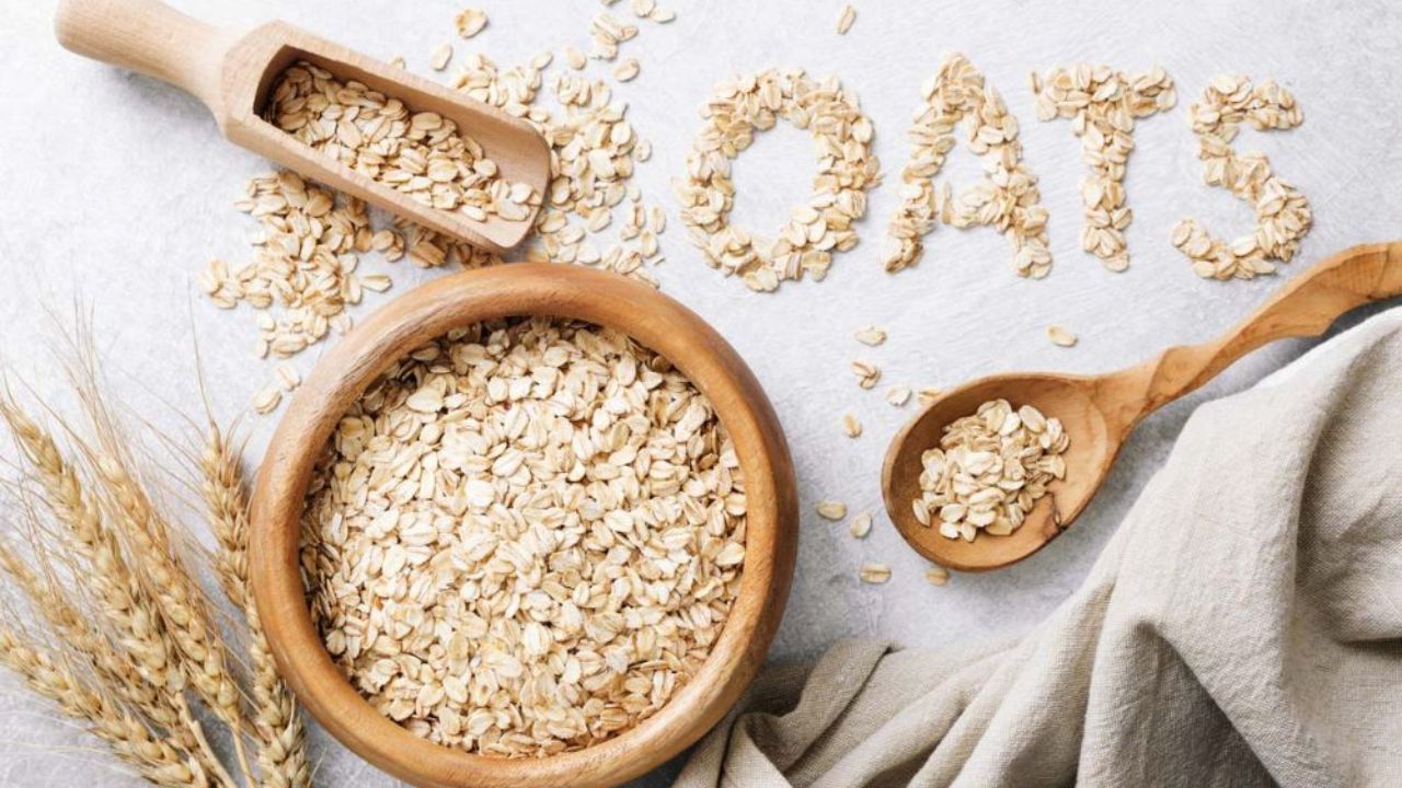Think Oats Are Always Healthy? Avoid Them If You Have This Problem!