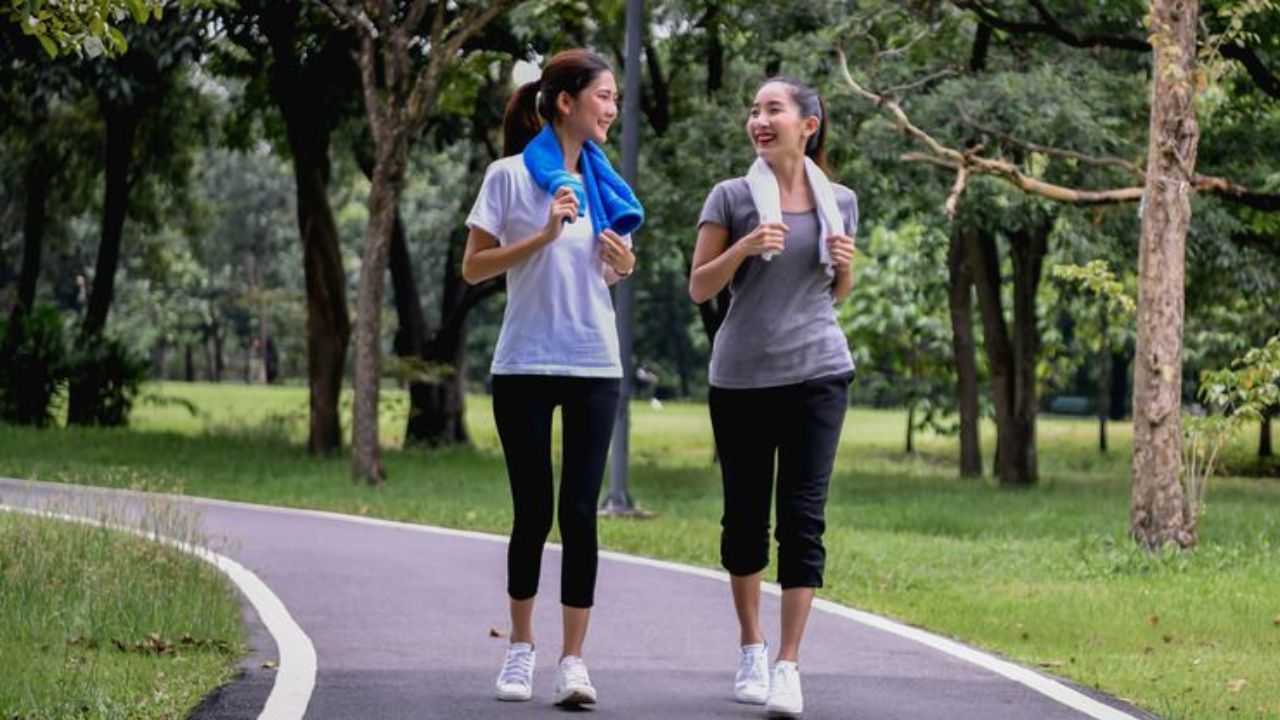 Post-Meal Walks: The Simple Habit That Puts Your Health in Control