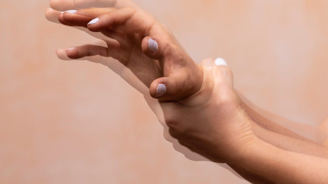 Do Your Hands Shake Often? This Is the Warning Your Body Is Giving
