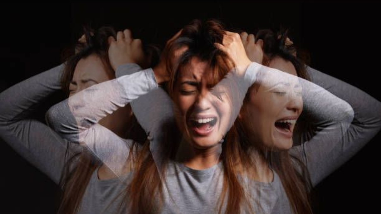 Can Small Fears Turn Into Big Phobias? The Psychology Explained