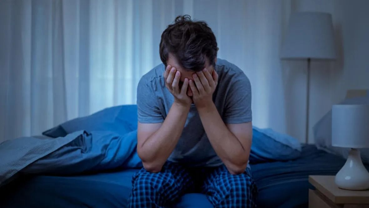 Does Weekend Sleep Harm Your Health? The Truth About Social Jet Lag