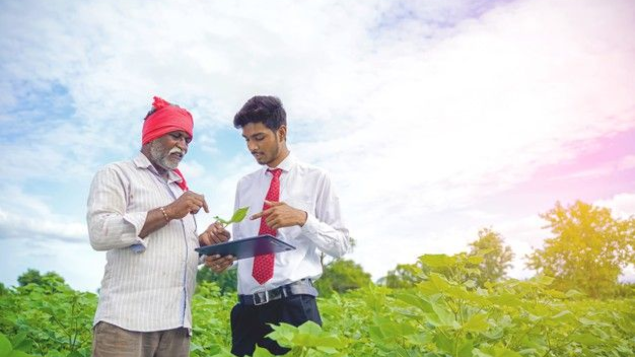 "Agriculture Department’s New Move: Smart App Services for AP Farmers"