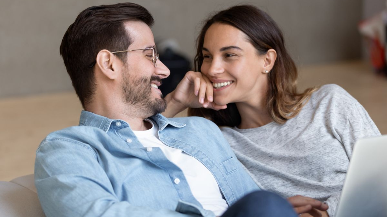 Getting Married at 40: Pros, Cons & Practical Realities