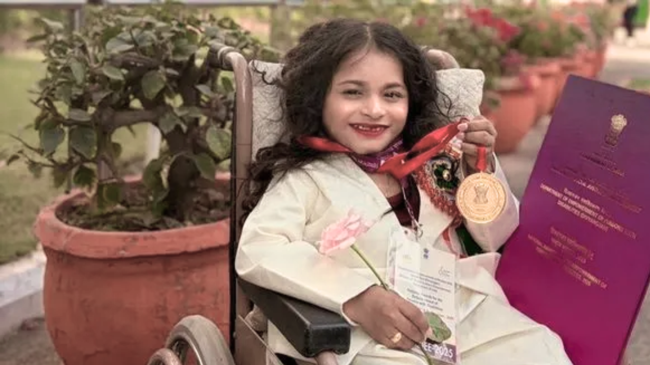 From Darkness to Confidence: The Inspiring Journey of Mumbai’s Aboli