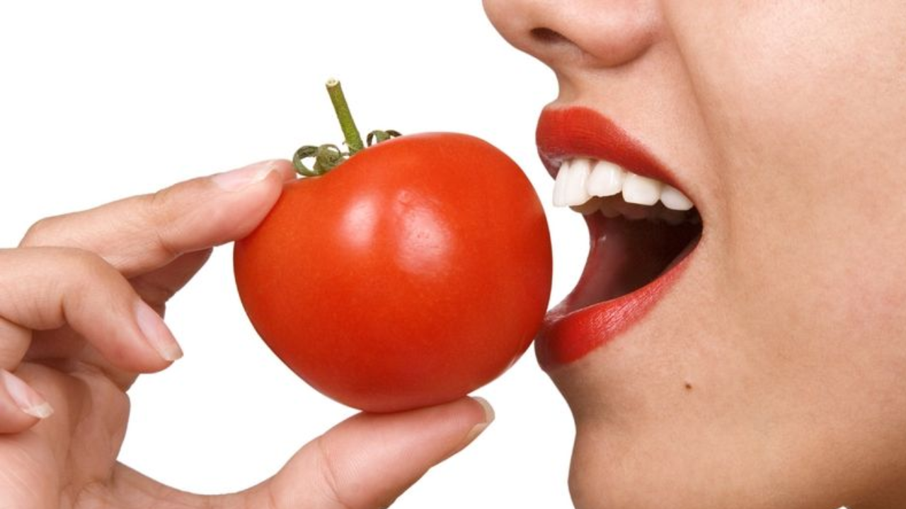 Tomatoes and Kidney Stones: What Health Experts Say