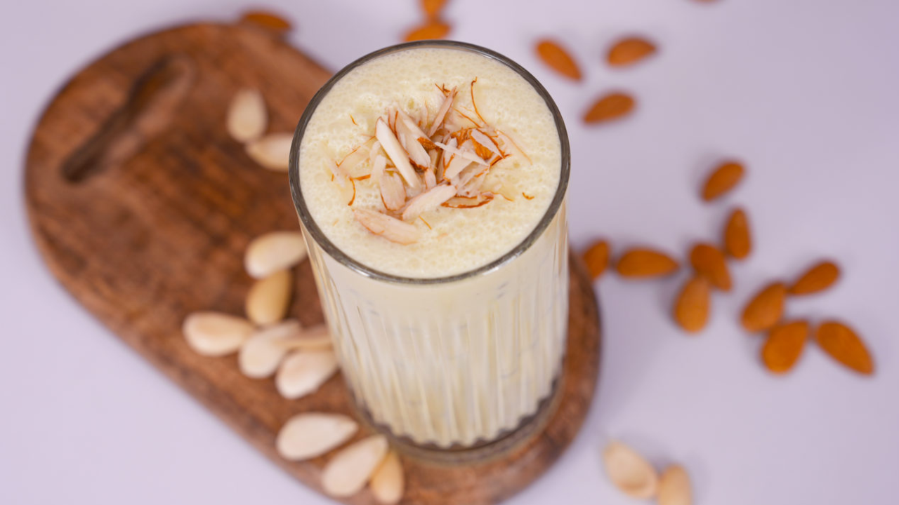 Why Almond Milk Is the Perfect Healthy Drink for Summer