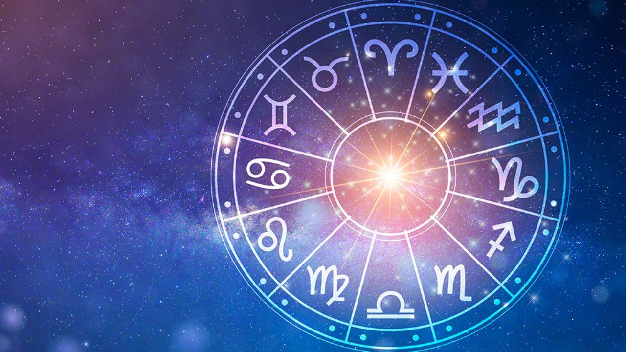 Weekly Horoscope: Lucky Zodiac Signs for the Coming Week