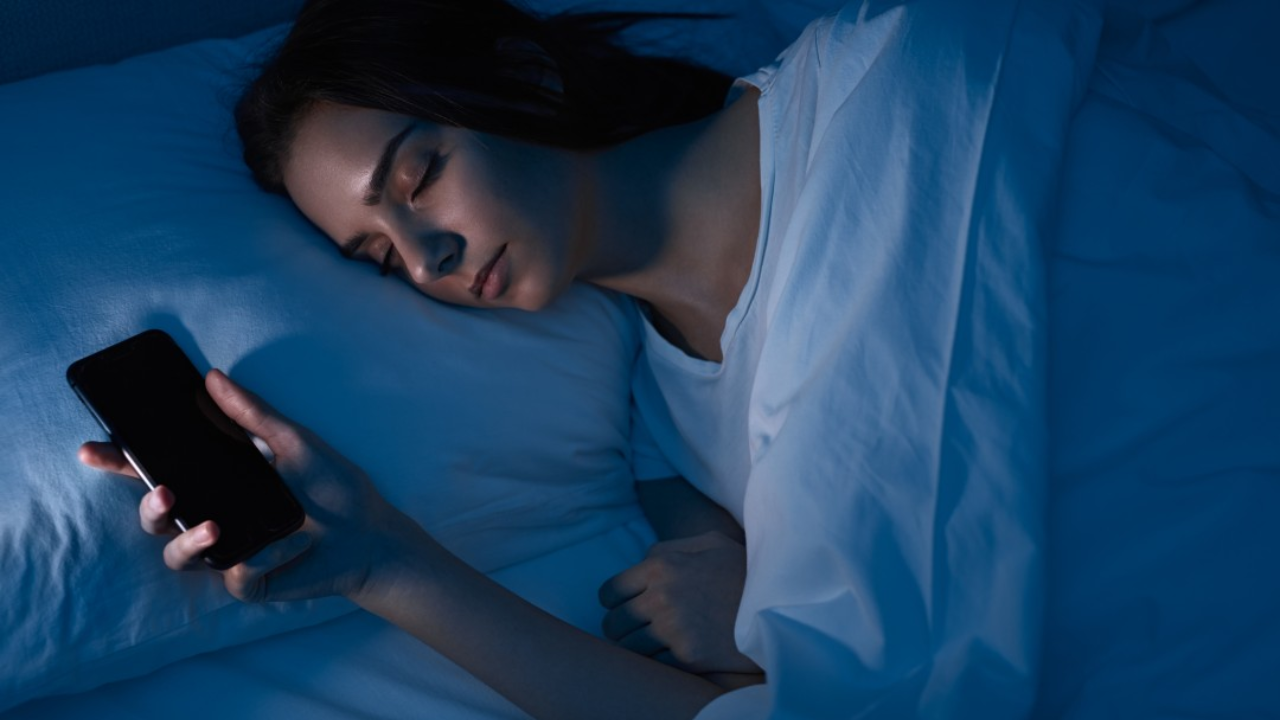 Sleeping with Lights On? It May Affect Your Heart Health