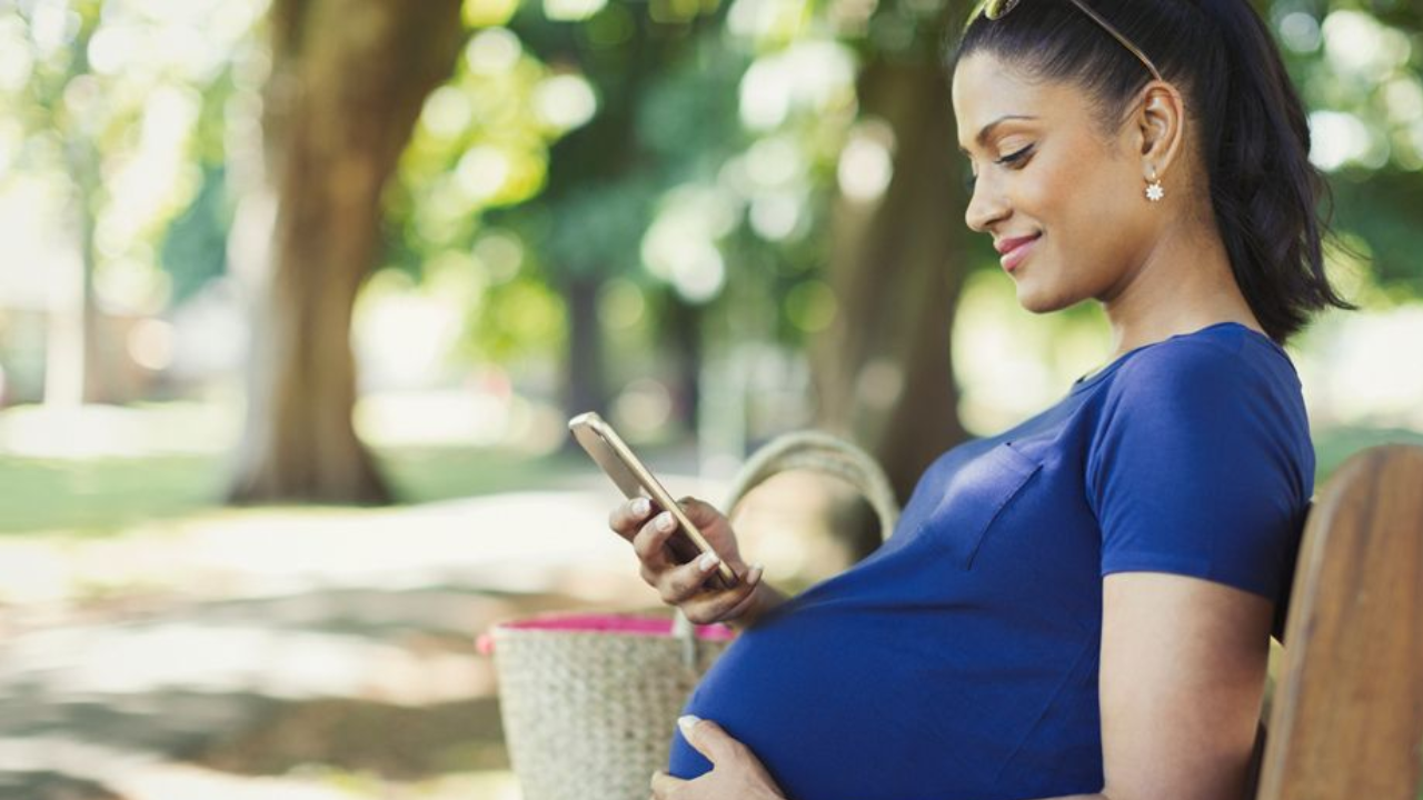 Using Mobile Phones During Pregnancy: Risks and Facts Explained