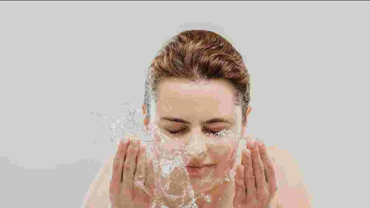 Are You Making This Common Face Washing Mistake? It Could Damage Your Skin!