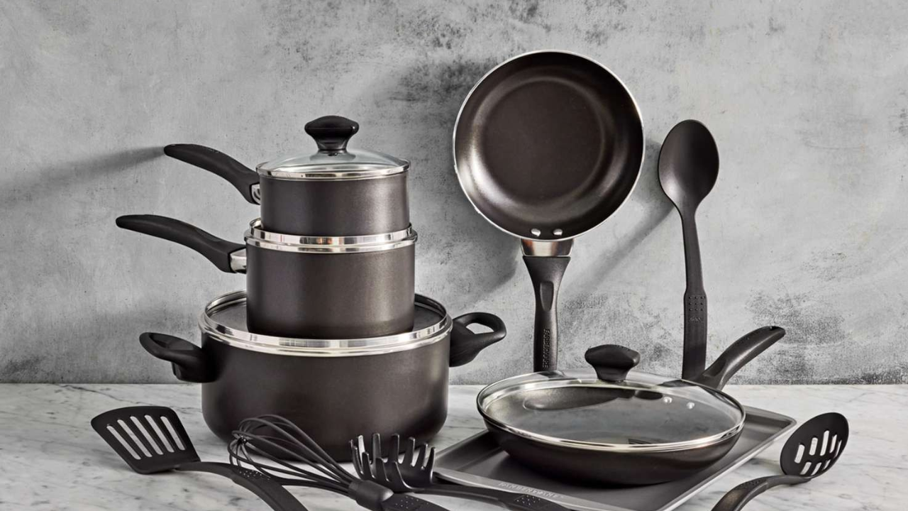 Are People Ditching Non-Stick? Stainless Steel is Back in Trend!
