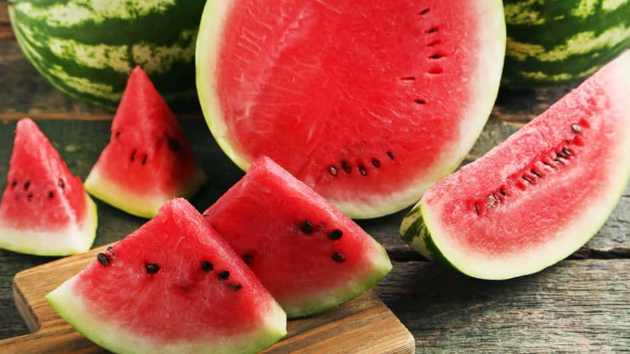 Does Watermelon Raise Blood Sugar? Who Should Be Careful?