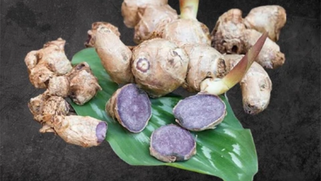 What Is Blue Turmeric? Not Just for Cooking, a Powerful Superfood