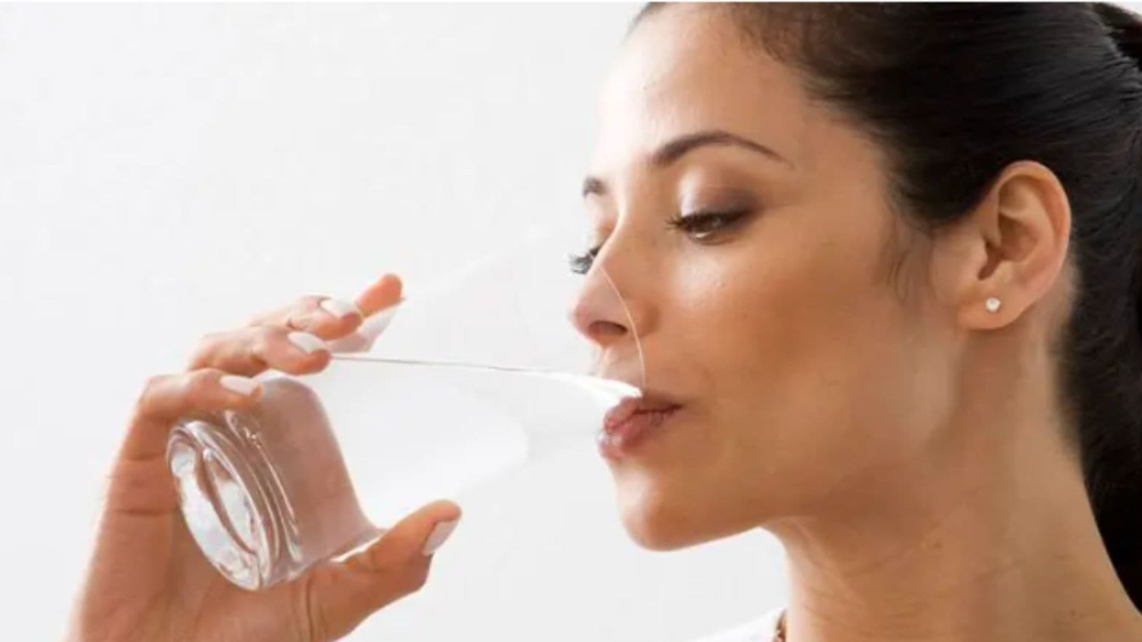 “No Food, Just Water? The Truth About This Extreme Diet”