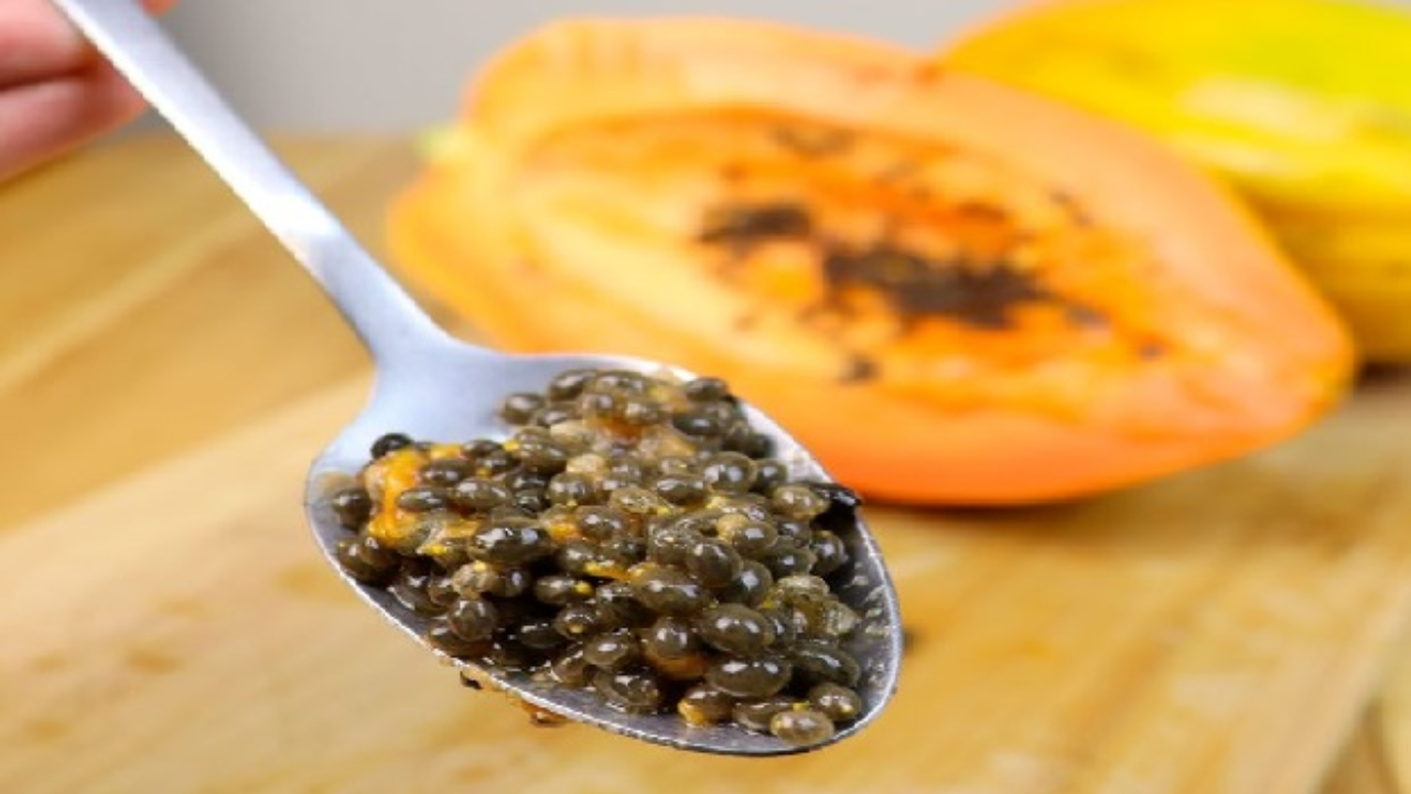 Papaya Seeds Health Benefits Explained