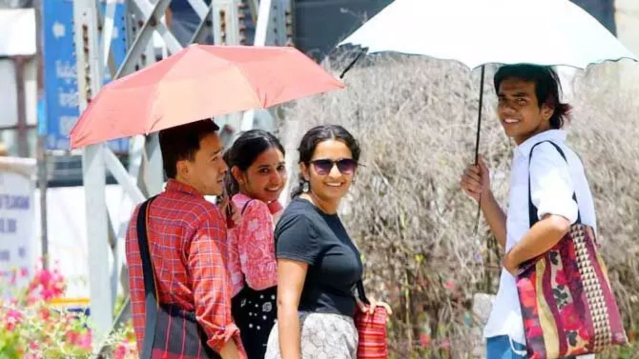 Beat the Summer Heat: Effective Ways to Stay Cool and Safe