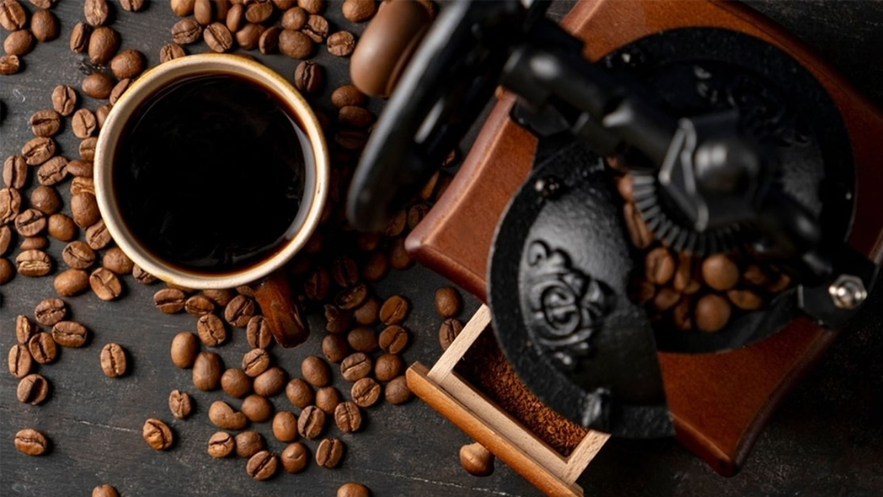 Coffee Myths vs Facts: What Experts Really Reveal